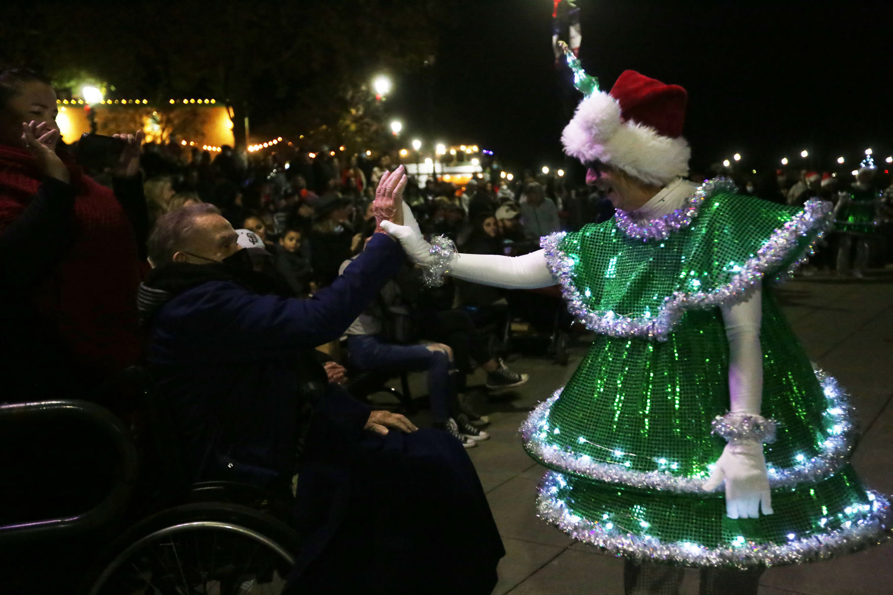 Napa Christmas tree lighting 2021